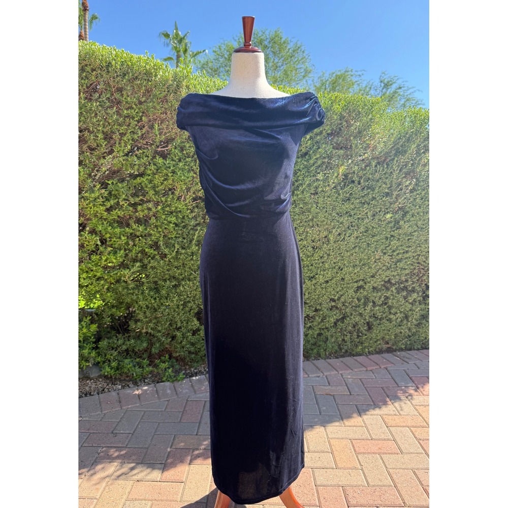 ASTR The Label Midnight Blue Velvet Off Shoulder Maxi Gown Formal Dress Medium
